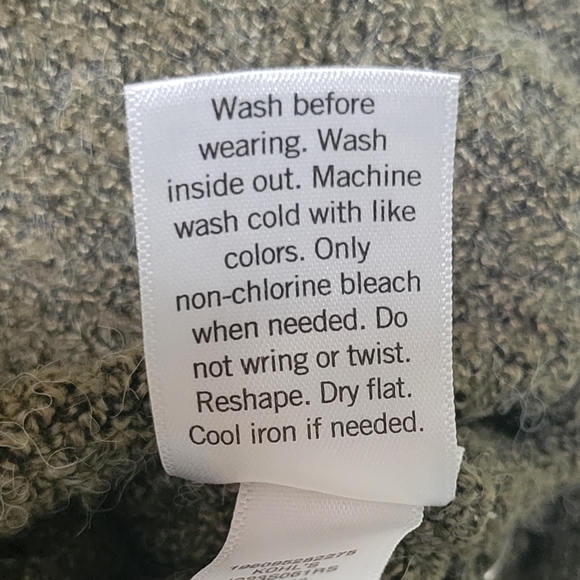 SO ~ Cropped Sweater Top - Picture 6 of 6